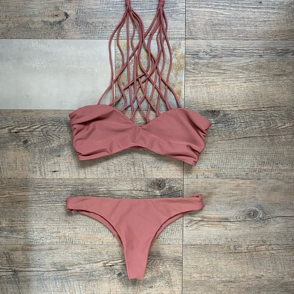 MIKOH - Kahala Top/ Monti Bottoms